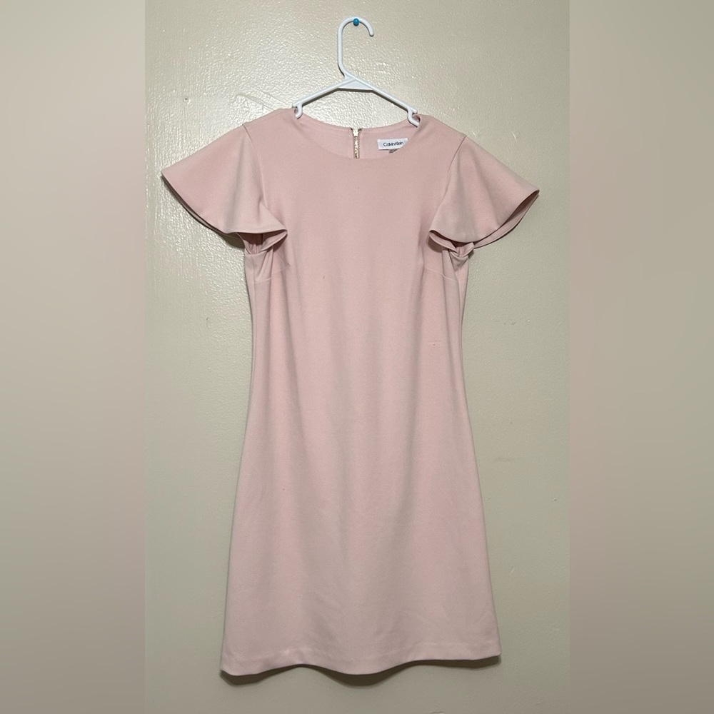 Calvin Klein dress
Size : 4 
color: Pink